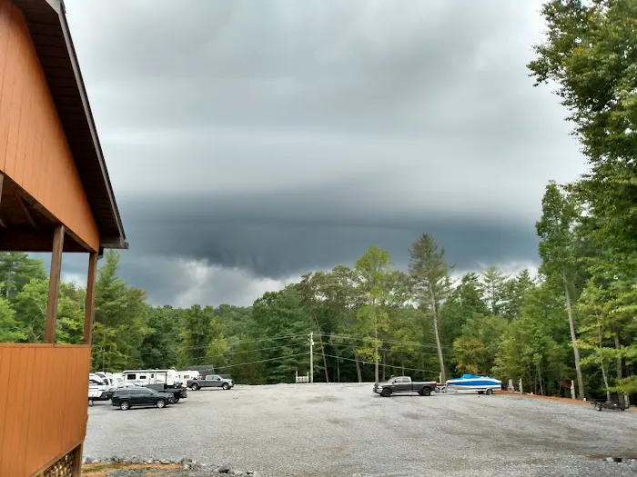 Barefoot Landing Camping Resort Picture 6