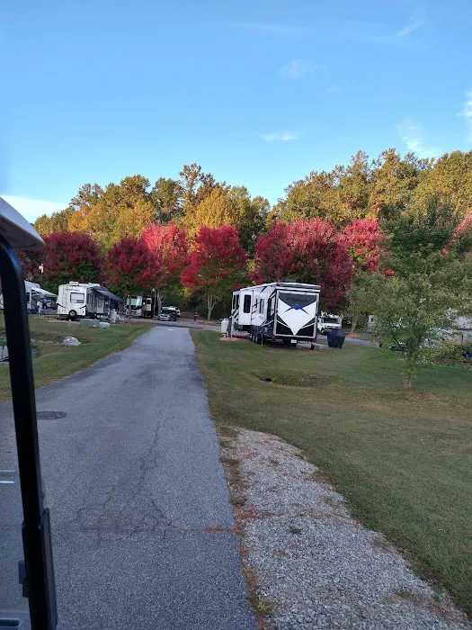 Lakewood RV Resort Picture 2