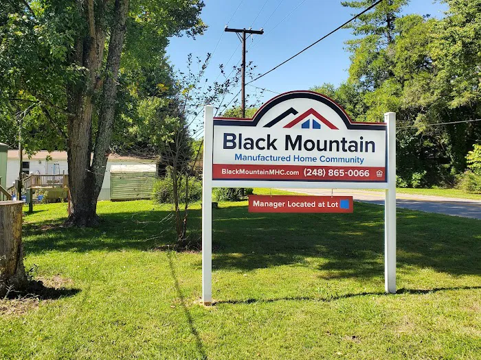 Black Mountain Manufactured Home Community Picture 8