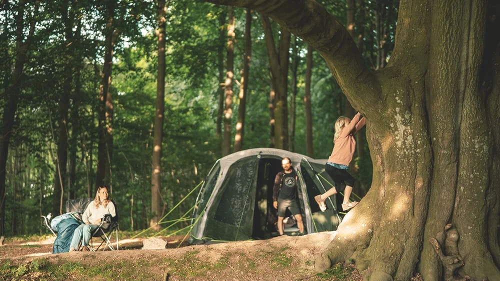 Camping Etiquette: Do’s and Don’ts in the Great Outdoors