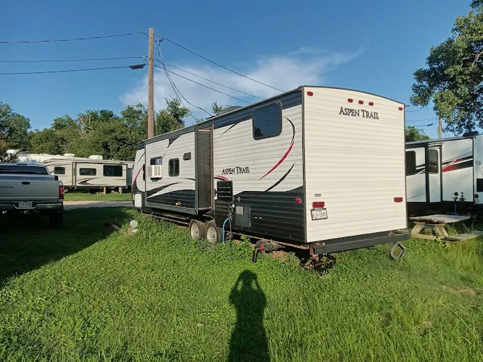 Rockdale RV Park Rear Entrance Picture 2