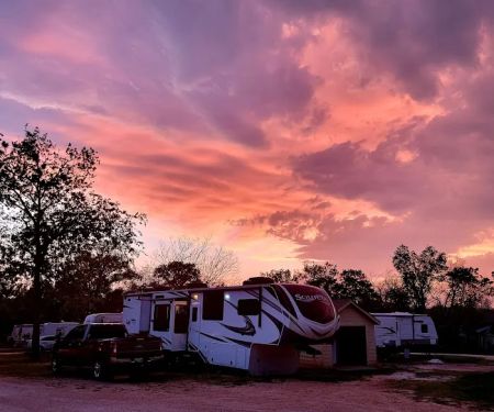 R&B RV Park