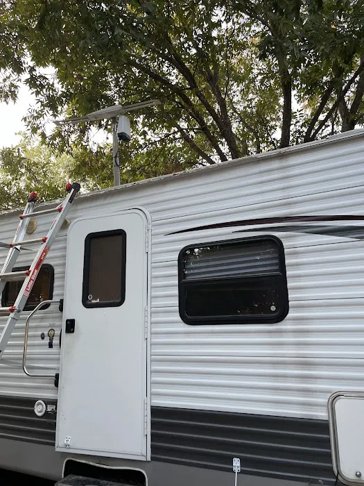Downtown Texas RV Park Picture 9