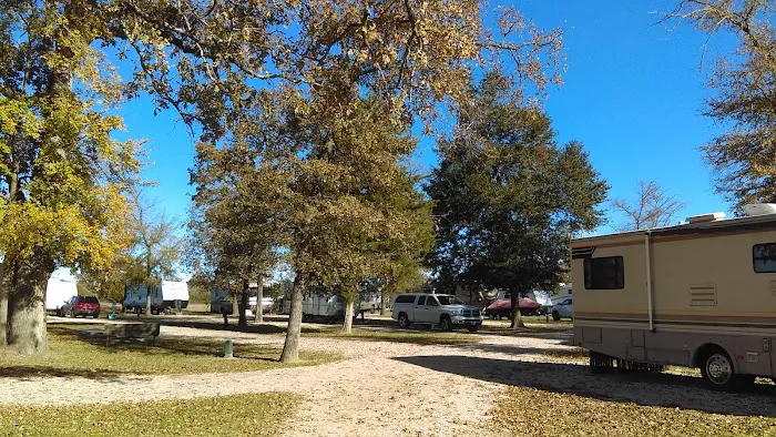 Heartland RV Park Picture 2