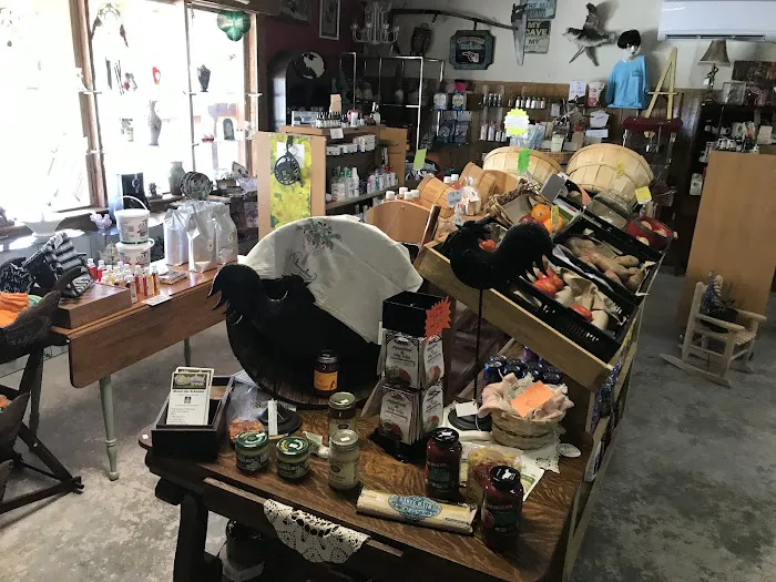 Marilyn's RV Park & Old Country Store Picture 6