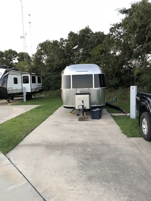 Karstens RV Resort Picture 6