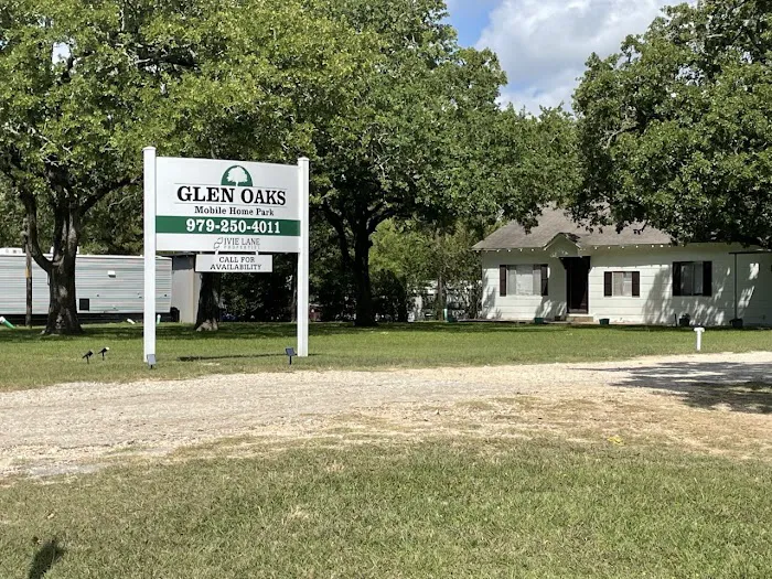 Glen Oaks Mobile Home Park Picture 9