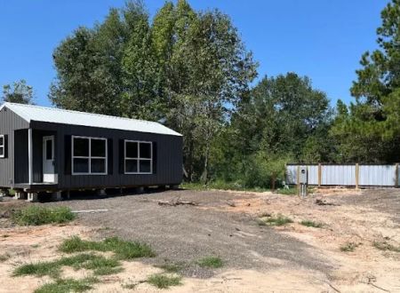 Lovelady Tiny Home & RV Park