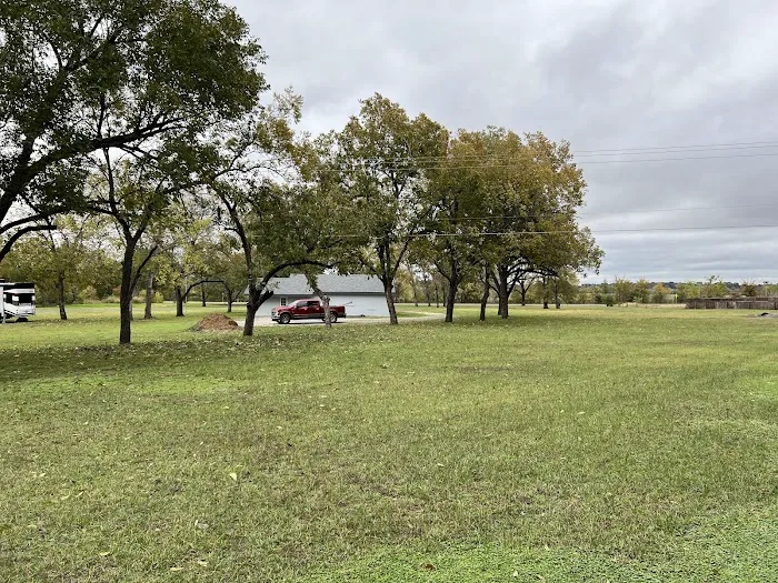 Pecan Place RV Park Picture 2