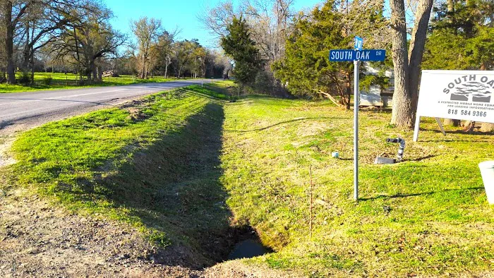 South Oaks Mobile Home Park Picture 3