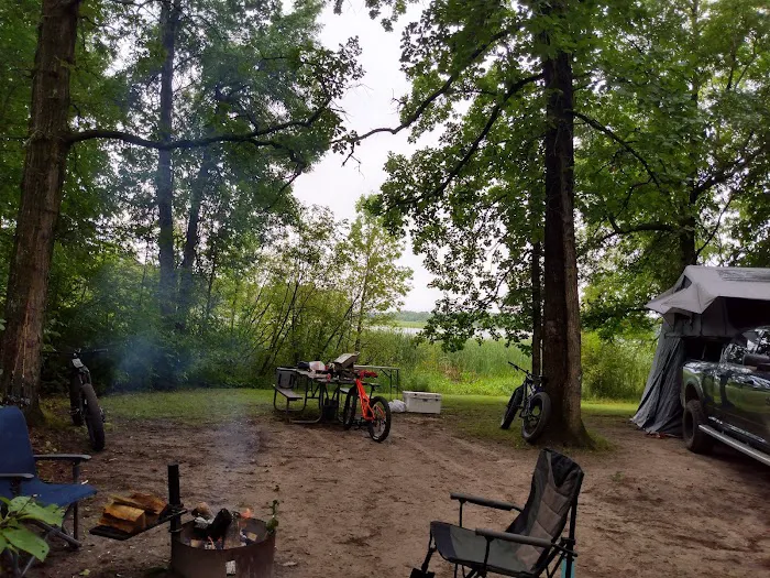 Mosomo Point Campground Picture 1