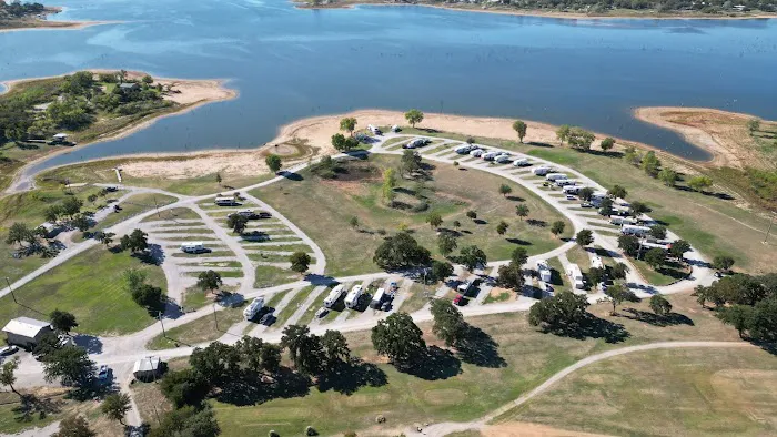 Old Rip’s Lake & Golf RV Resort Picture 3