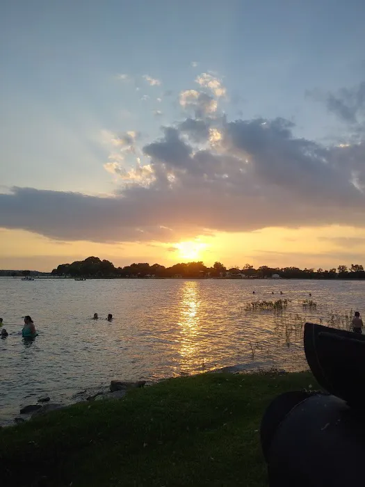 La Mancha Lake Ranch Picture 4
