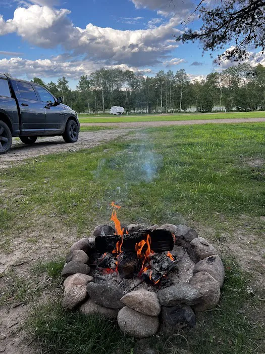 Nevis Campground & RV Park Picture 7