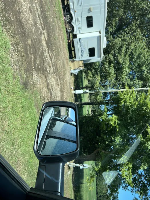 La 425 North RV Park Picture 8