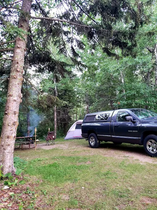Mantrap Lake Campground Picture 9
