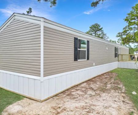 Pinewood Manufactured Home Community