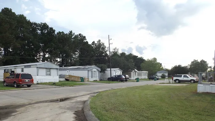 Triangle Mobile Home Park Picture 1