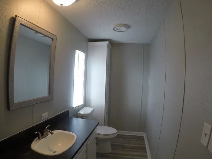 Triangle Mobile Home Park Picture 3