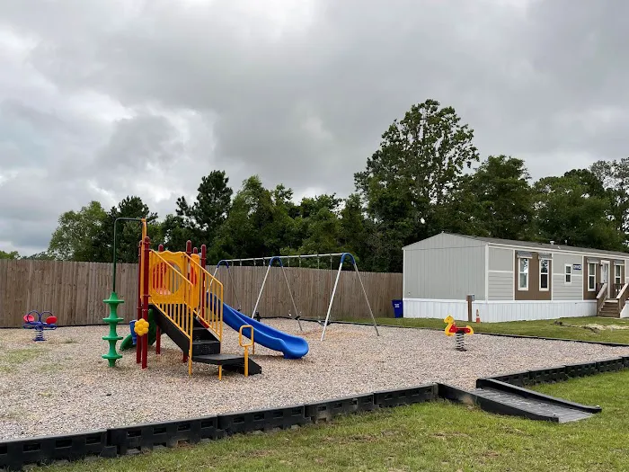 Lumberton Mobile Home Park Picture 4