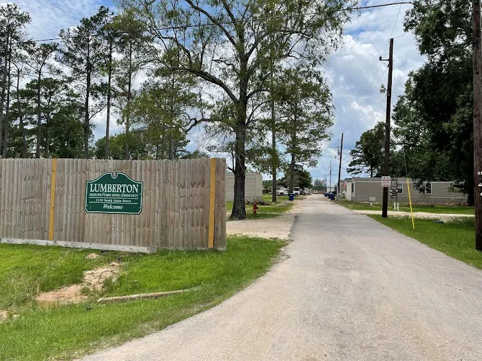 Lumberton Mobile Home Park Picture 9