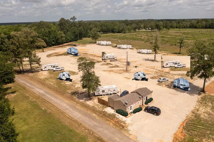 Livingston RV Park 7 Oaks Picture 5