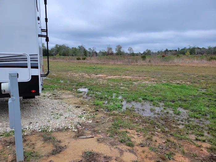 Livingston RV Park 7 Oaks Picture 8