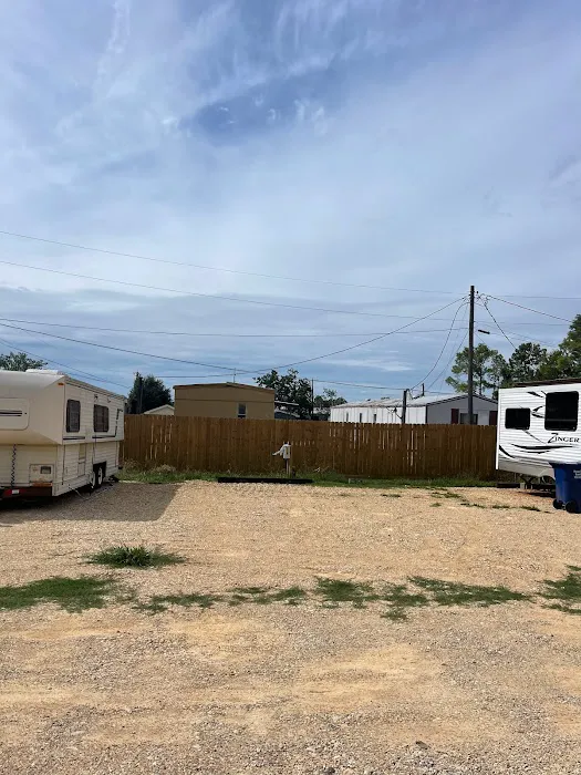 Livingston RV Park Picture 10