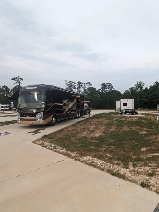 I-10 Orange RV Park Picture 5