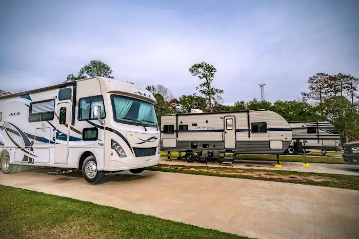 I-10 Orange RV Park Picture 8