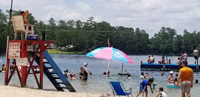 Smith Lake RV Park Picture 3