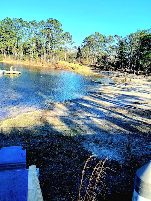 Smith Lake RV Park Picture 9