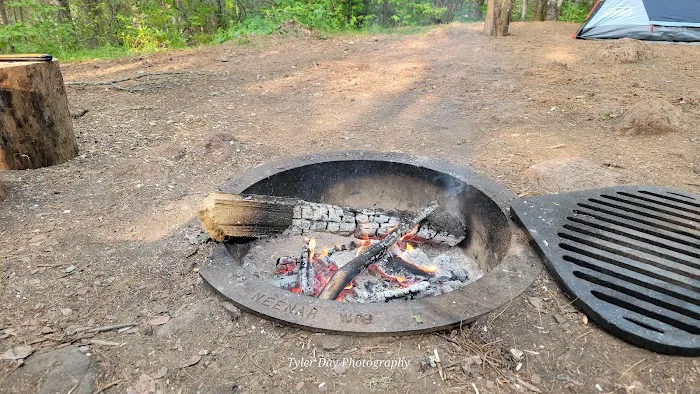 Baker Lake Rustic Campground Picture 4