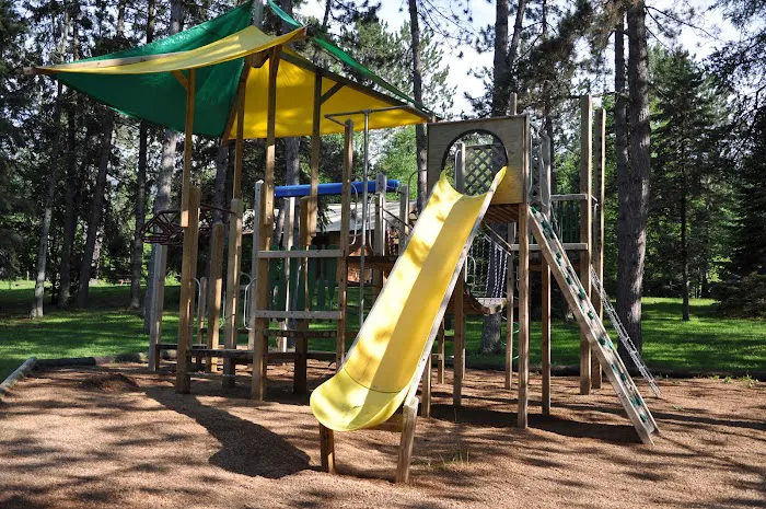 Cabin O' Pines Resort & Campground Picture 10