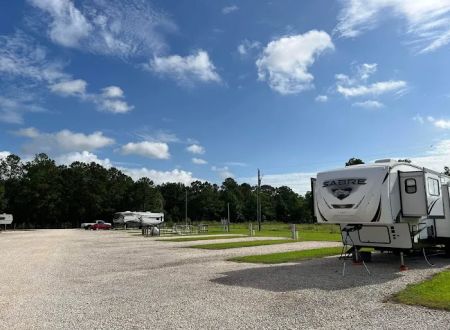 Country Livin' RV Park