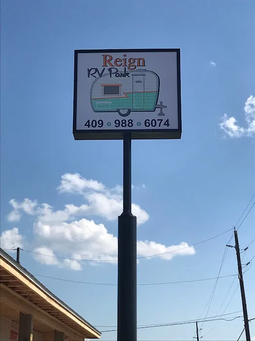Reign RV Park Picture 3