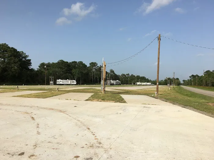 Reign RV Park Picture 7
