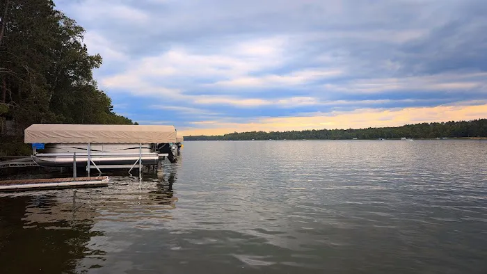Vagabond Village Campground Picture 4