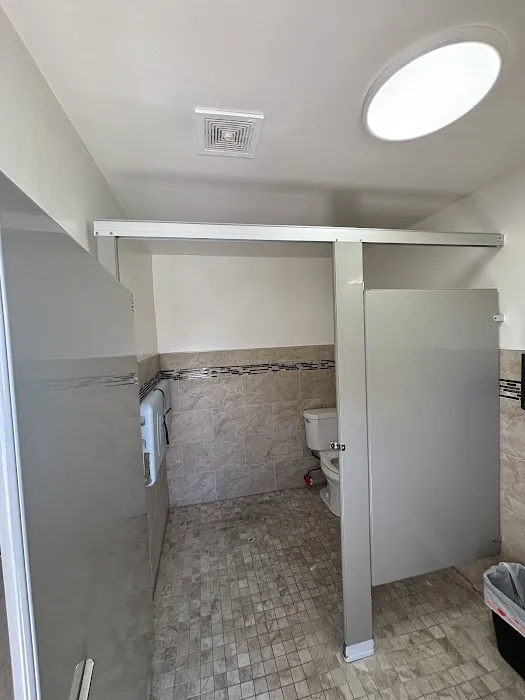Villa Huntington MH Estates Picture 9