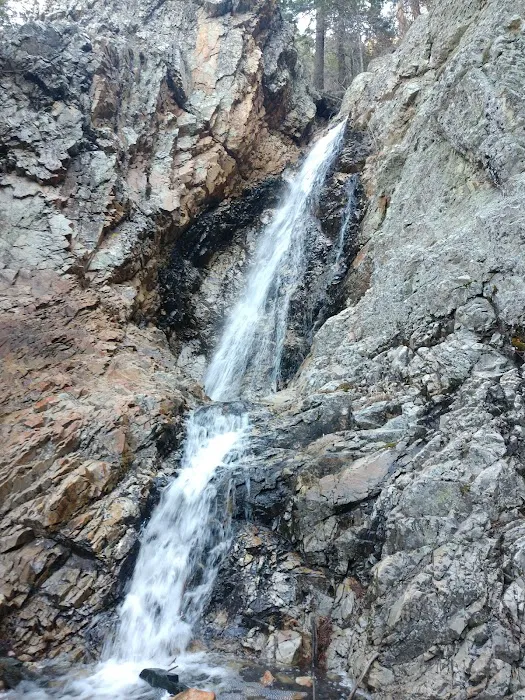 Trigo Trailhead Picture 2