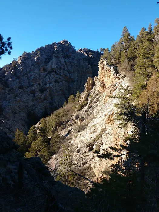 Trigo Trailhead Picture 4