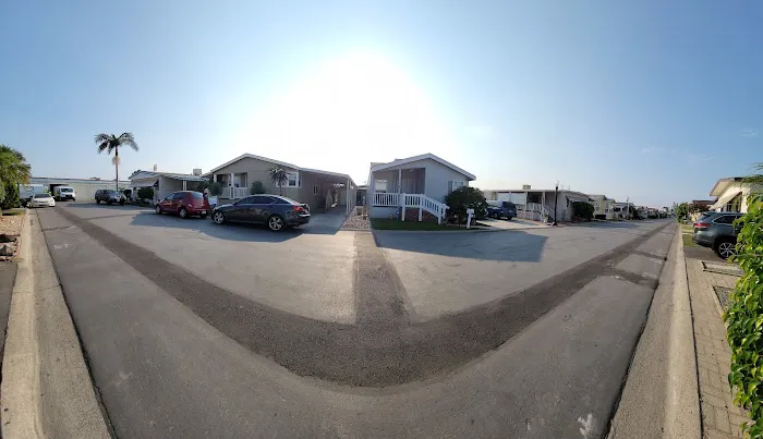 Magic Lamp Mobilehome Community Picture 2