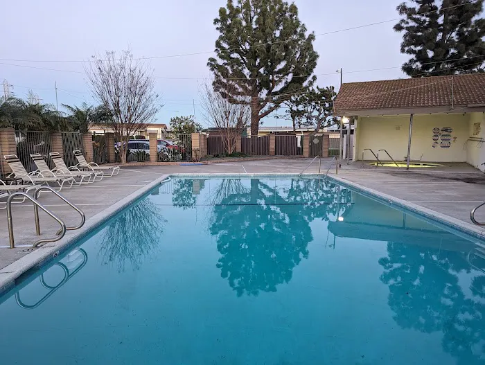 Plaza Pines Estates Picture 2