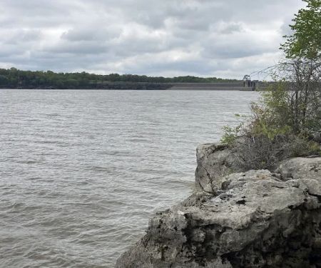 Hawthorn Bluff Campground & Fishing Area