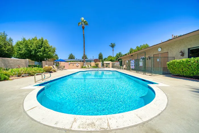 Summerset Estates Picture 4