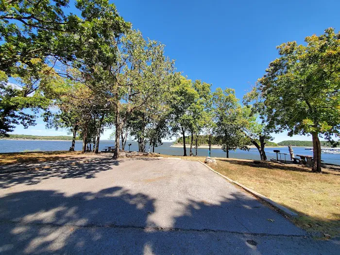 Redbud Bay Campground Picture 8