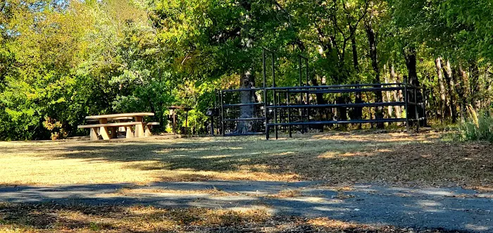 Blue Creek Campground Picture 7
