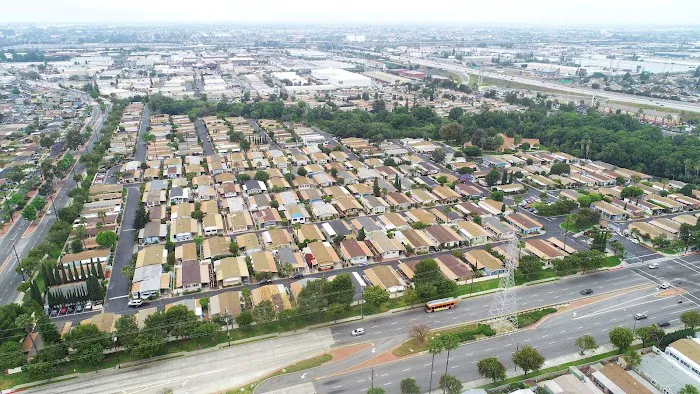 Carson Harbor Village Picture 9