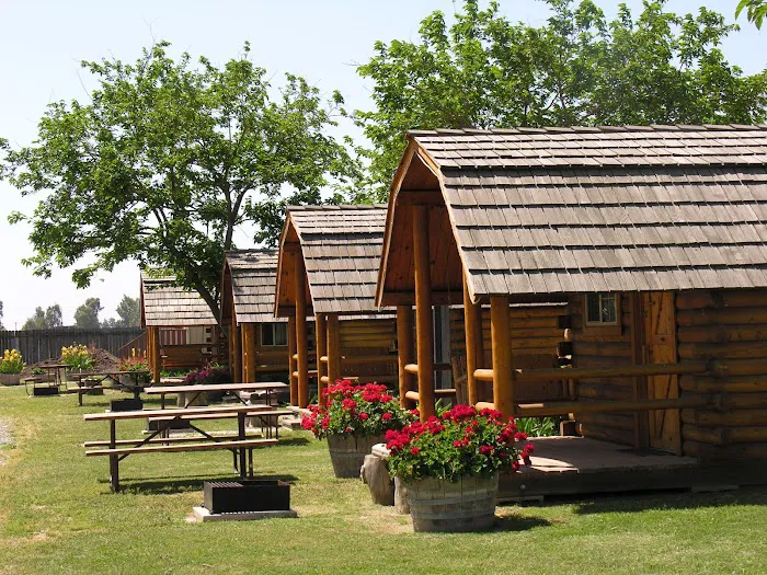 Visalia / Sequoia National Park KOA Journey Picture 3