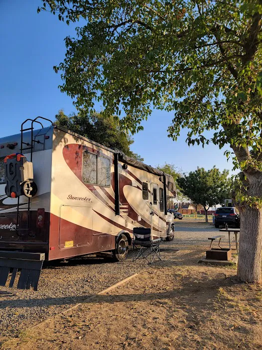 Visalia / Sequoia National Park KOA Journey Picture 8